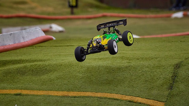 Hot topic for RC girl:How to let more women get involved into RC community?